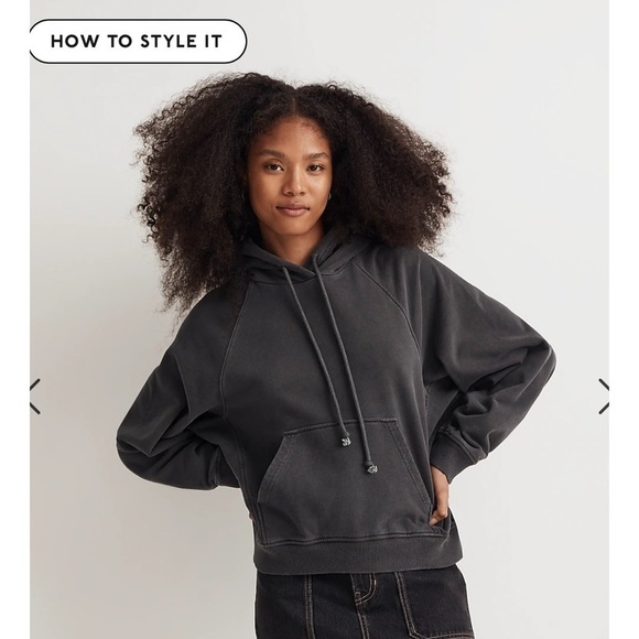 New - Madewell Terry Relaxed Raglan-Sleeve Sweatshirt. - Picture 2 of 10